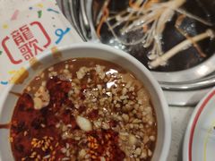 -龍歌自助小火锅(芝罘万达店)