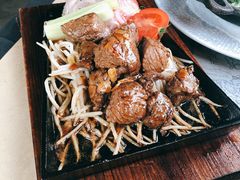-穹六人间 people 6(岳阳路店)