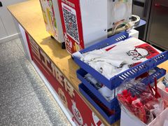 -蜜雪冰城(东靖路地铁站店)