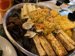 山海一家亲-刘姐啤酒鱼民族演艺餐厅(西街总店)