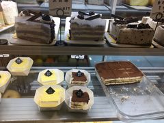 -焙丽拾光(麦凯乐直营店)