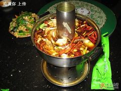 就是哪个毛血旺和水煮鱼的结合-山水草塘老菜馆