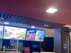 -麦当劳(丽江玉河广场店)