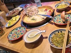 -洱火云南酸菜牛肉火锅(石景山当代商城店)