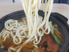 猪脚砂锅面-小义乌砂锅拉面(海事共享区店)