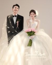 -薇薇新娘婚纱摄影连锁品牌(瘦西湖店)