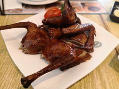 烤乳鸽-添好运点心专门店(百老汇店)