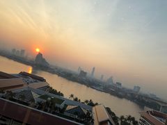 -阿瓦尼河滨曼谷酒店