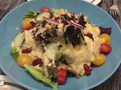 -悦享绿山墙西餐厅