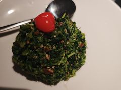 -吴越荣记苏州菜·松鼠桂鱼100%活鱼现做(斜塘老街店)