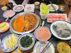 -沸炉重庆老火锅(军事博物馆店)