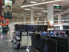 -百安居装修建材卖场(泰然店)