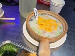 -楼上大排档·顺德菜·粥水·鱼生(苗栗路店)
