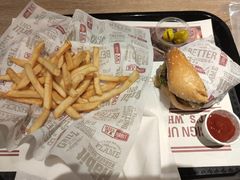 -The Habit Burger Grill 哈比特汉堡(爱琴海店)