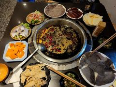 -重庆风光老灶火锅城(同德广场店)