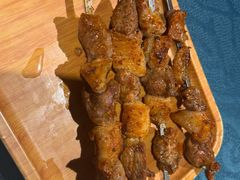 -乡村馕坑肉·烧烤·新疆菜·本地人更爱吃(阿勒泰首店)