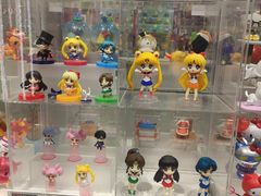 -泡泡玛特POPMART(国金街店)