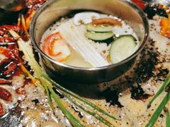 -周幺妹重庆老火锅(银泰城总店)