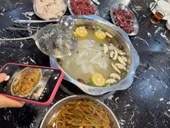 -牛一煲美食(江高店)
