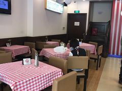 -红宝石·鲜奶小方·海派西点房(浦三店)