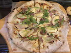 -Gather pizza
