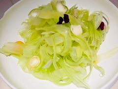 爽口鸡汁西芹-韵秋荷(宝山龙湖天街店)