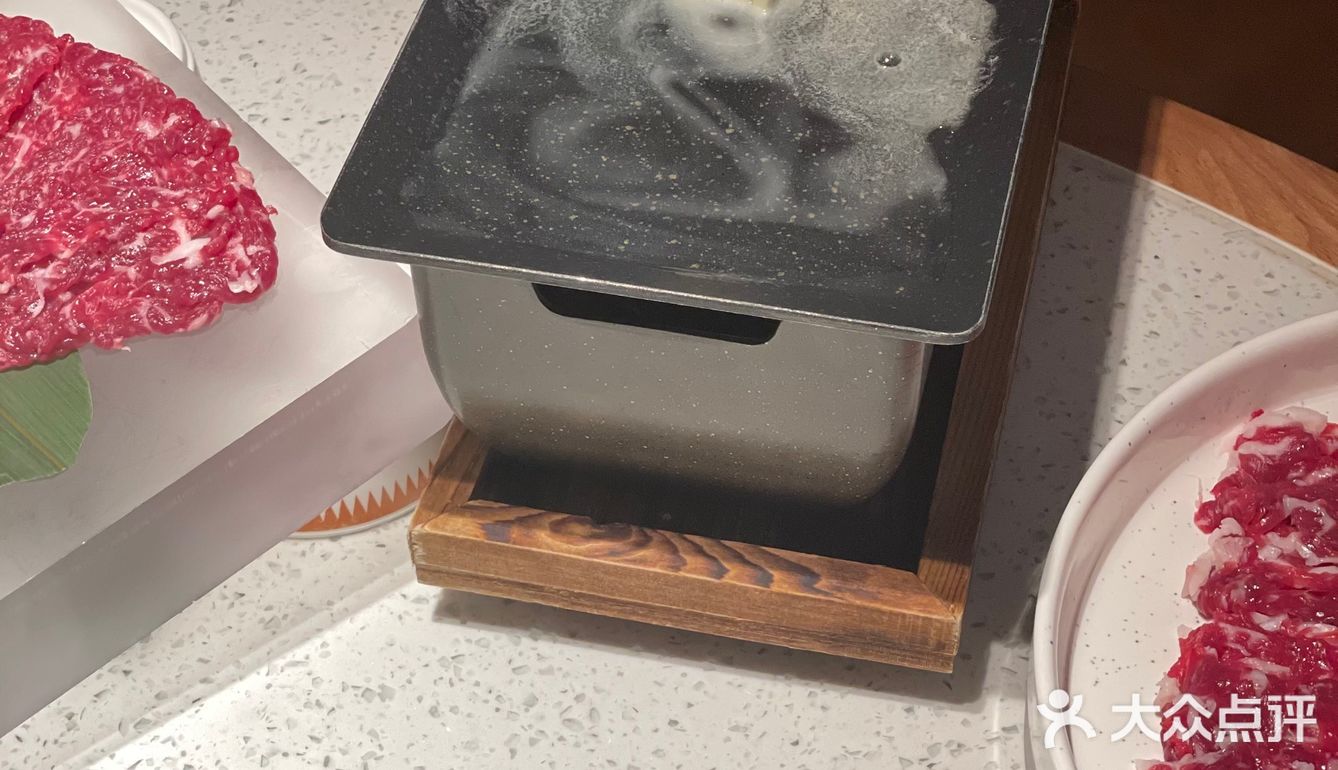 说一句左庭右院是上海鲜牛肉火锅YYDS没有意见吧！