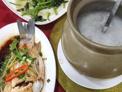 -先鲜鲫鱼粥