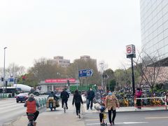 -同济大学(地铁站)