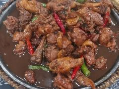 -八两八金·莱芜特色炒鸡(市南漳浦路店)