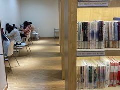 -古美路街道图书馆