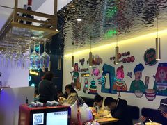 大堂-壹粉屋新疆炒米粉(建外SOHO东区店)