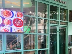 门面-东鑫记港式茶餐厅(南京东路店)