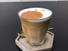 flat&nbsp;White-UNI UNI(环亚凯瑟琳店)