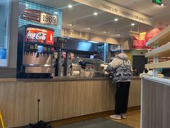 -The Habit Burger Grill 哈比特汉堡(世博店)