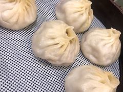 蟹黄小笼汤包-静海楼(学田店)