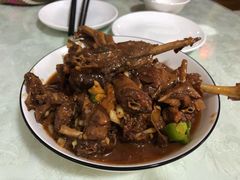 茅山老鹅-胡老三家土菜馆·老店地方特色菜·招牌茅山地锅老鹅
