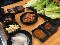 -肉甲韩国木炭烤肉(新壹街1店)