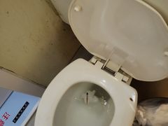 -爱舍美景酒店(燕儿岛路地铁站店)