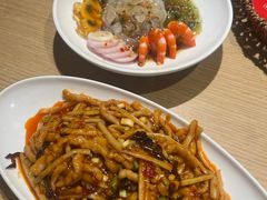 -渝信川菜 · 川味家常菜(财富购物中心店)