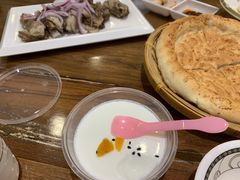 馕饼-清真·玛丽亚新疆菜主题餐厅(浙江中路店)
