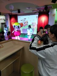 -莫莉幻想儿童乐园(绍兴金帝银泰城店)