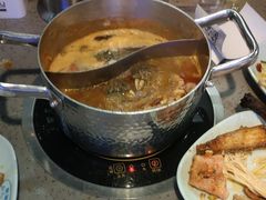 -金滏山烤肉·海鲜·火锅自助餐厅(襄阳万达店)