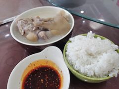 -彭记老妈蹄花(文化路店)