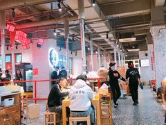 大堂-么肆烤肉·中式自助·烤肉大排档(街道口季佳PAI店)