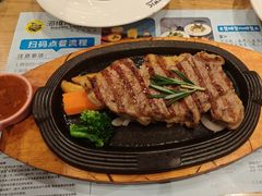 -海维克牛排馆HIGHWIC(右岸环宇坊店)