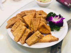 -渝君重庆火锅(嘉宾路店)