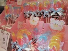 -花花卷卷·鲜食蛋糕(静安久光百货店)