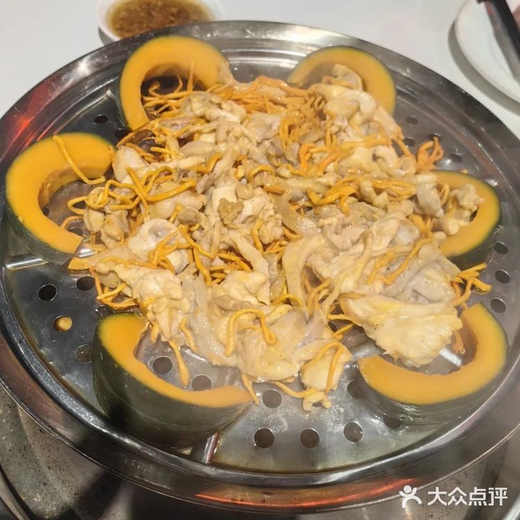 情定香辣煲，辣而不腻！[惊叹][惊叹][惊叹]