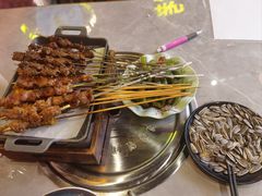 -沪上名羊天下•烤羊腿•东北烧烤•小龙虾(浦东直营总店)